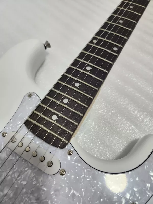 Elektricna Gitara Strumor ST-22 VW HSS